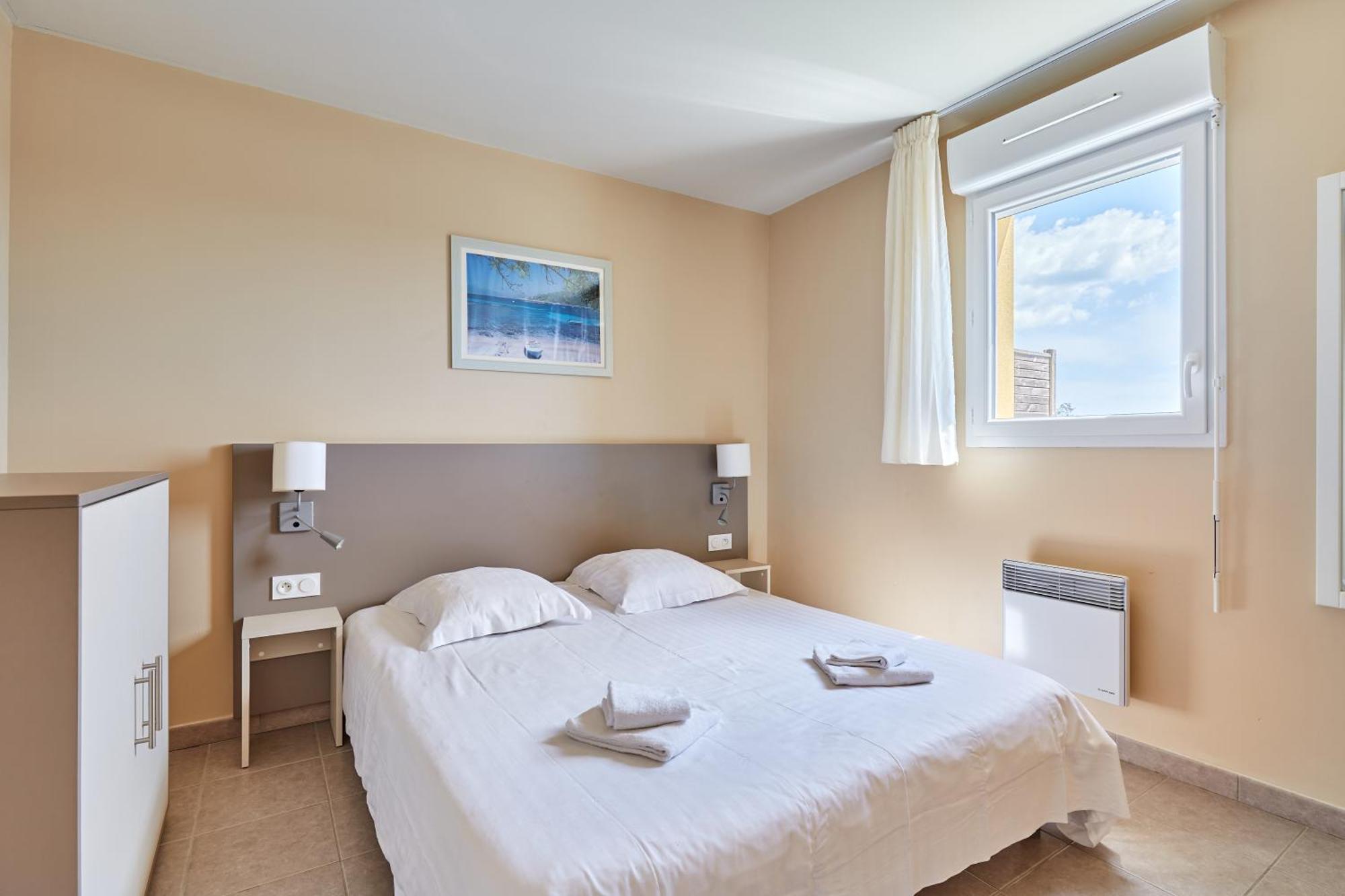 Residence Odalys Du Golfe Agde Bagian luar foto