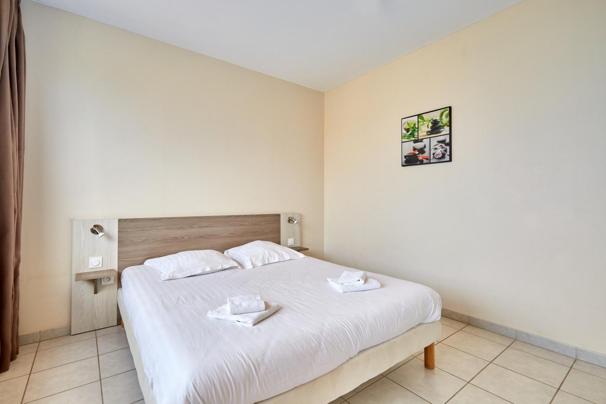 Residence Odalys Du Golfe Agde Bagian luar foto
