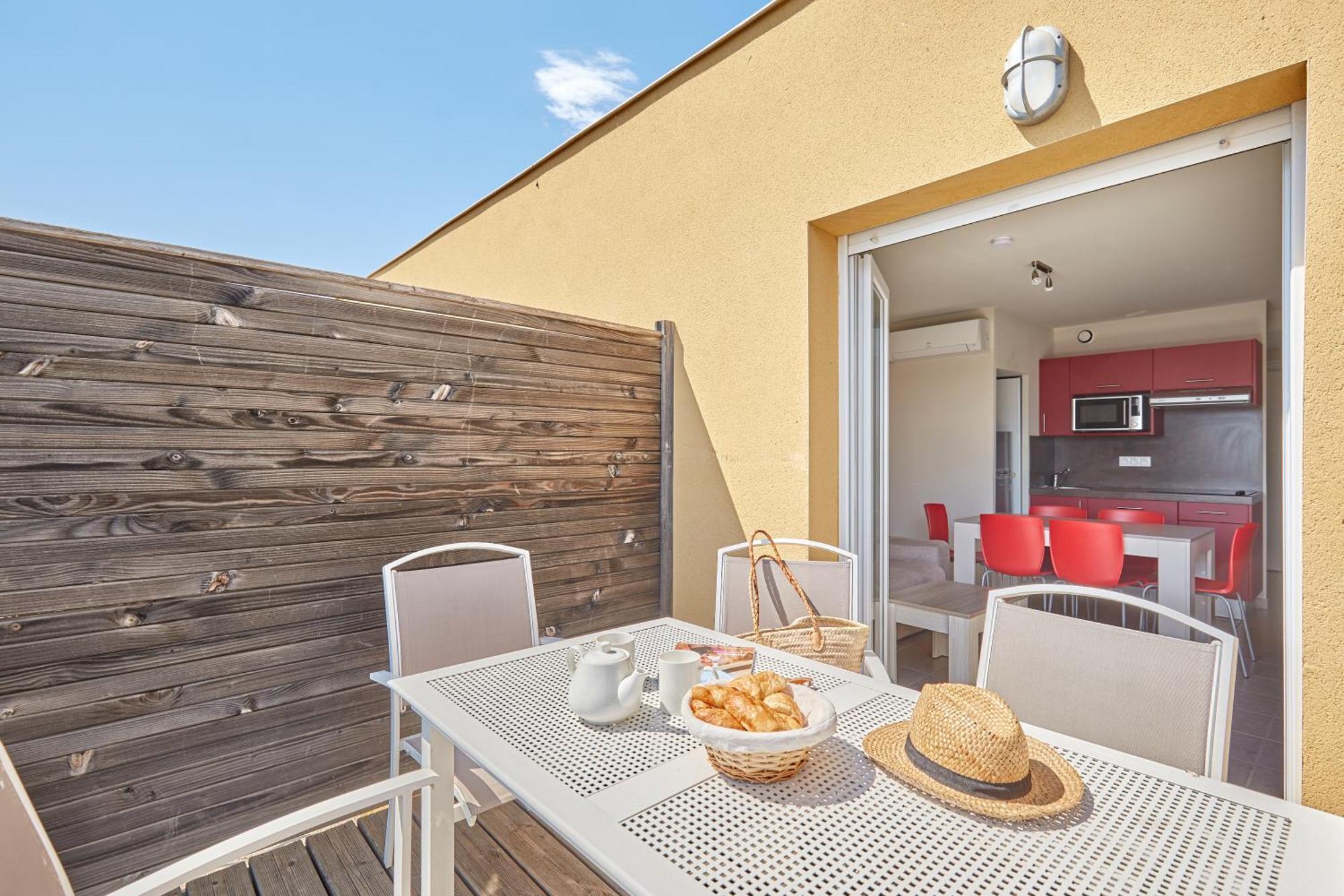 Residence Odalys Du Golfe Agde Bagian luar foto