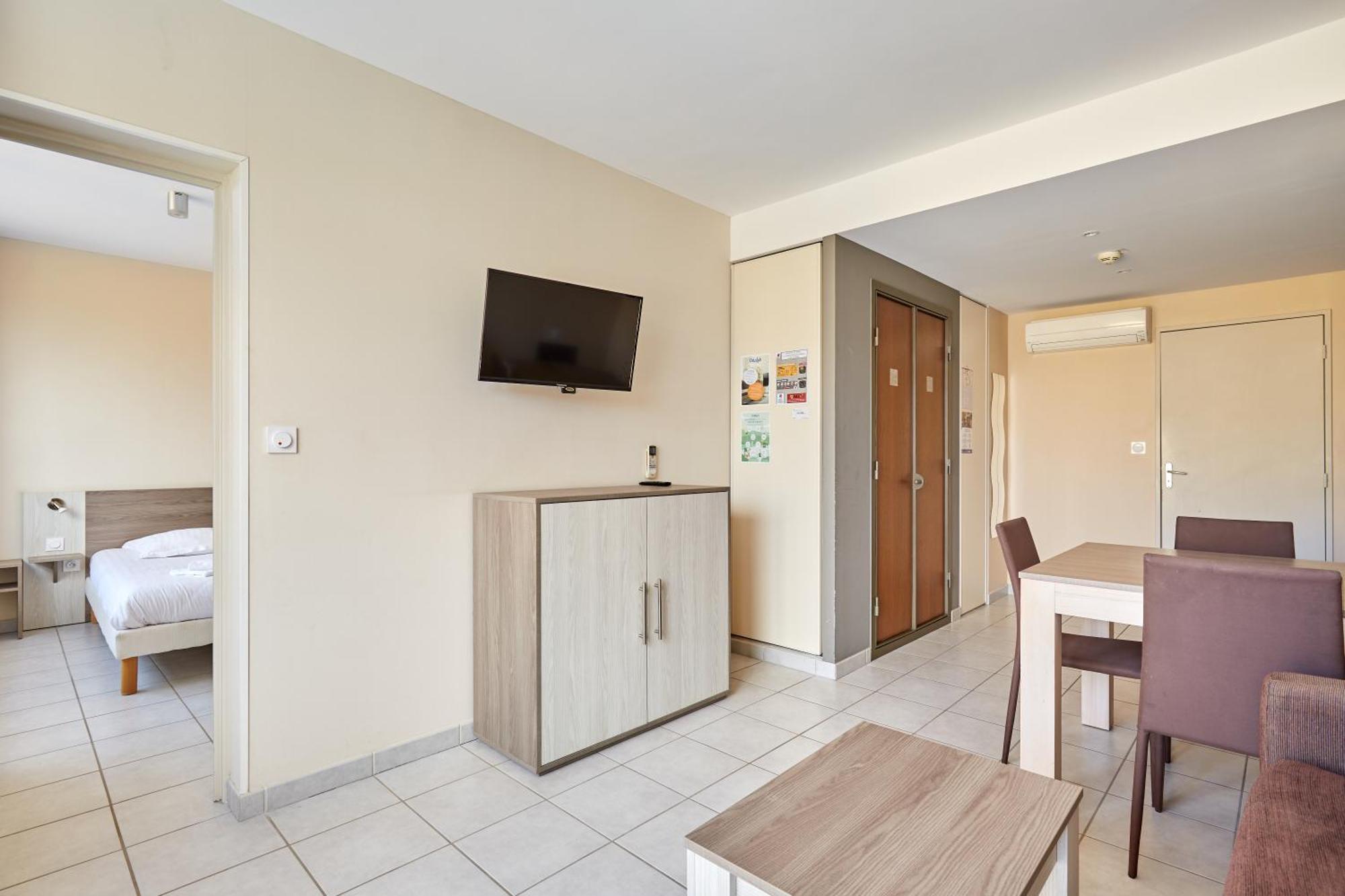 Residence Odalys Du Golfe Agde Bagian luar foto