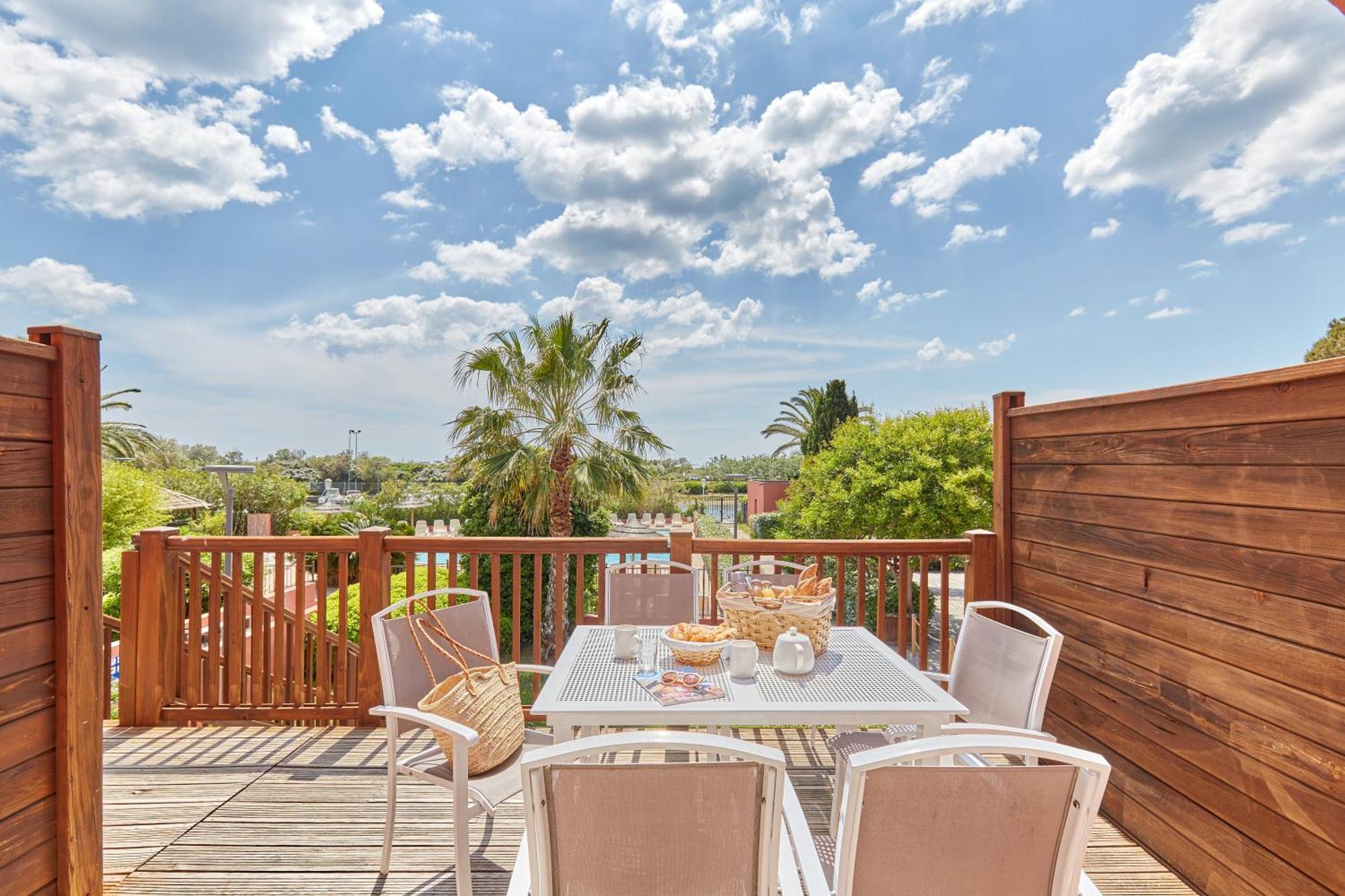 Residence Odalys Du Golfe Agde Bagian luar foto