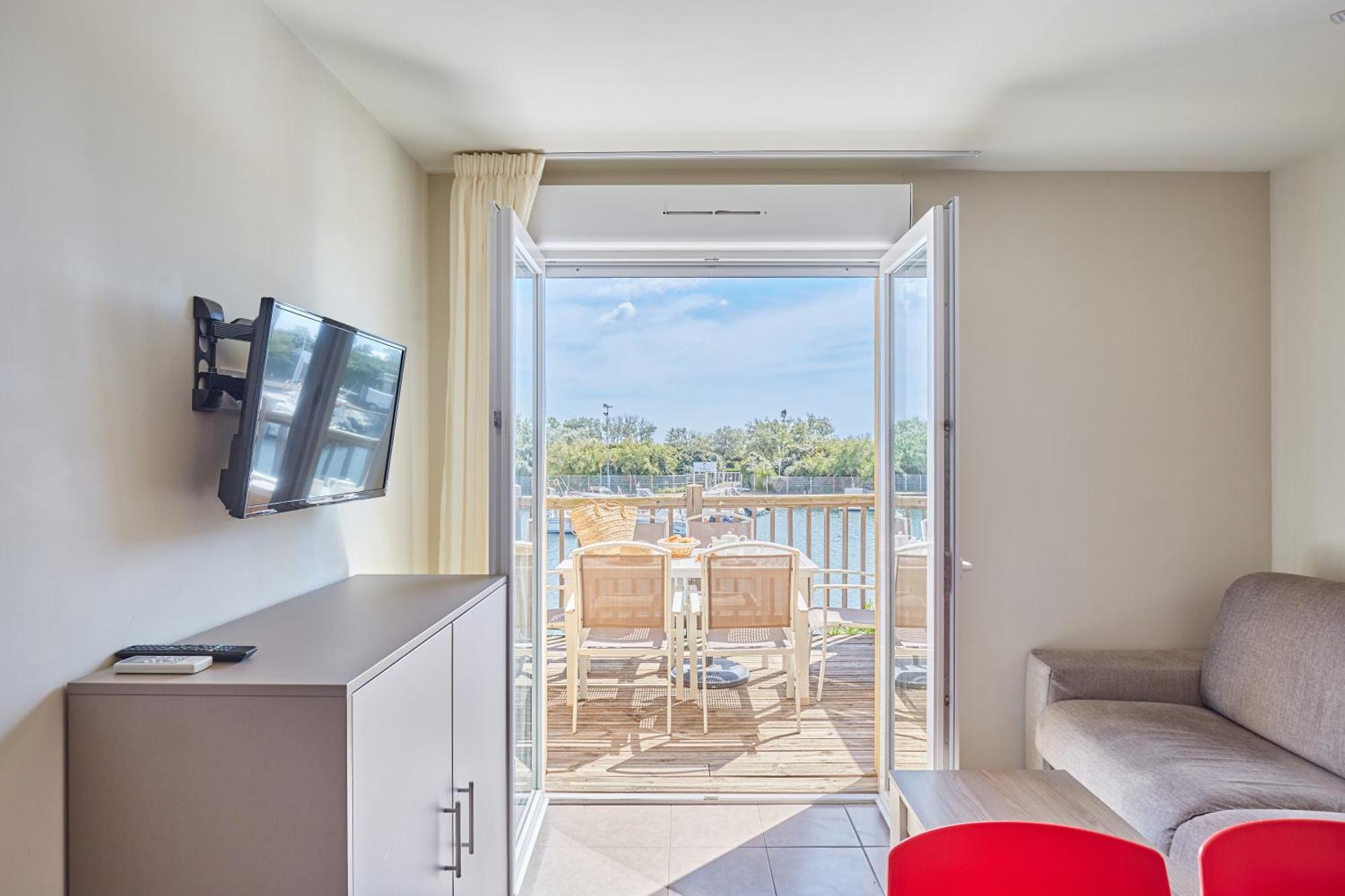 Residence Odalys Du Golfe Agde Bagian luar foto