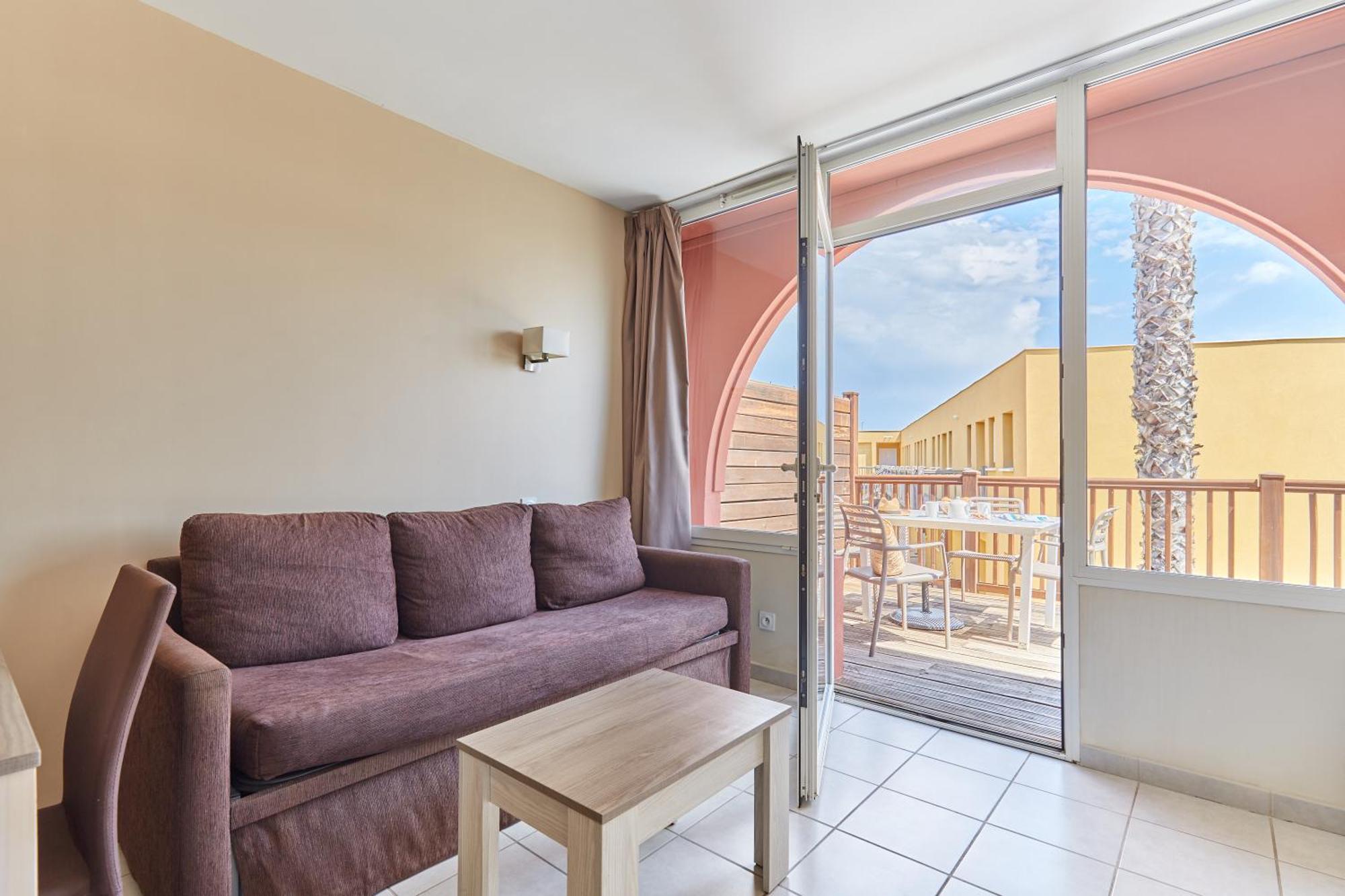 Residence Odalys Du Golfe Agde Bagian luar foto