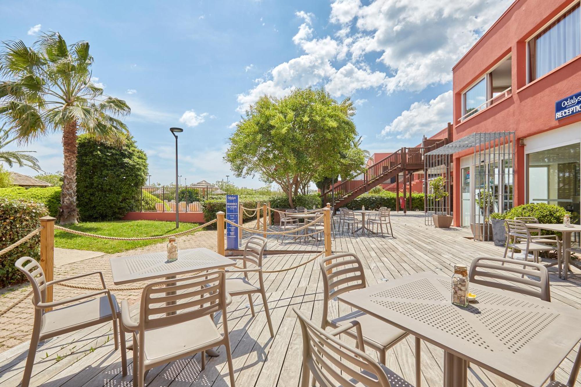 Residence Odalys Du Golfe Agde Bagian luar foto